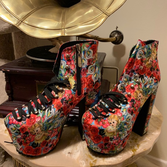 Iron Fist Like A Virgin Boot - Picture 2 of 5